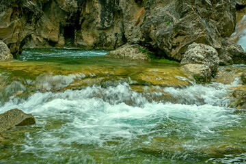 Río Guadalquivir por la Cerrada del Utrero, en el parque natural de Cazorla, Segura y Las Villas.