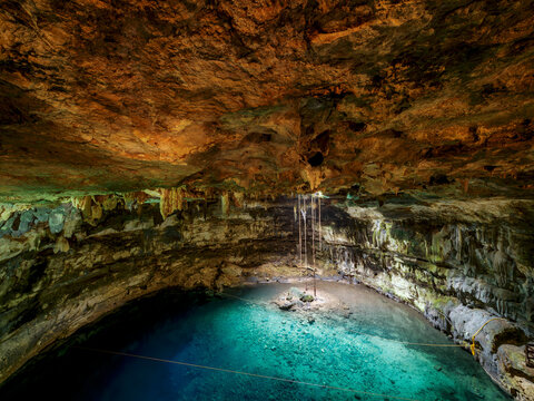 Cenote Samula, Dzitnup near Valladolid, Yucatan State, Mexico