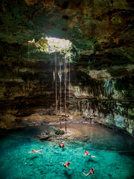 Cenote Samula, Dzitnup near Valladolid, Yucatan State, Mexico