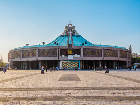 New Basilica of Guadalupe, Plaza de las Americas, Villa de Guadalupe, Mexico City, Mexico