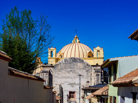 View towards the Santo Domingo de Guzman Church, San Cristobal de las Casas, Chiapas State, Mexico