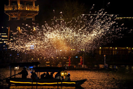 Spectacular Iron Flower performance in WuNvZhou Resort, Wuyuan County, Shangrao, Jiangxi Province, China
