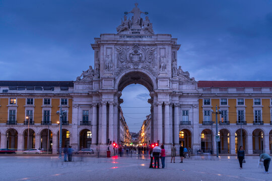 View of Praca do Comercio and Victory Arch at dusk, Lisbon, Portugal, Europe