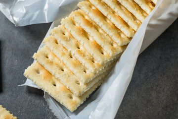 Healthy Saltine Soda Crackers