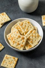 Healthy Saltine Soda Crackers