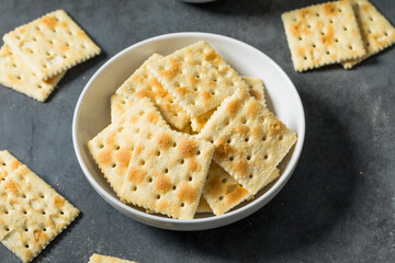 Healthy Saltine Soda Crackers