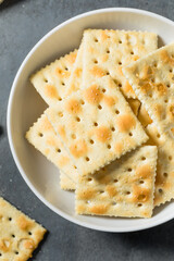 Healthy Saltine Soda Crackers