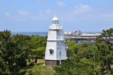 日和山公園の木造六角灯台 ／...