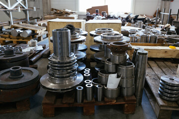 Machine parts. Spare parts for machinery.
