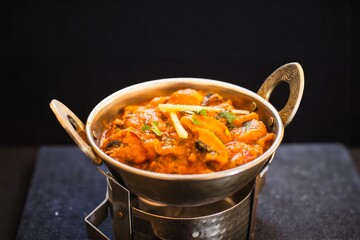 Traditional Indian Tandoori Curry Bow