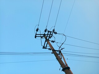 high voltage power lines