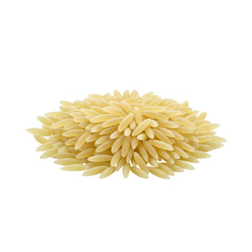 Ultra realistic uhd photo of a small pile of orzo pasta on a clean transparent background with clear contours and no shadows, concept for food advertising