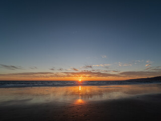 Obraz premium sunset over the sea