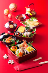 【おせち料理】新年をお祝いするお正月。食材ひとつひとつに健康や繁栄の願いが込められたおせち料理。