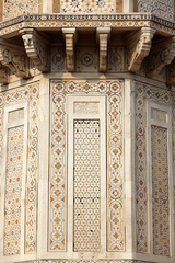 Obraz premium Decorations of Itmad-Ud-Daulah's Tomb, also known as Baby Taj Mahal, Agra, India