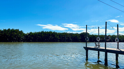 Obraz premium Scenic View of Estuary at the River Mouth in Central Thailand