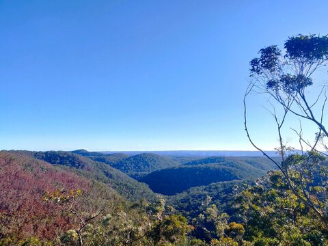 View of the rolling hills of the Blue Mountains in Sydney, Australia