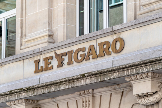 Paris, France - 29 mai 2025: Enseigne et logo sur la fa&ccedil;ade du si&egrave;ge social du groupe Figaro. Le Figaro est un journal quotidien de la presse nationale fran&ccedil;aise publi&eacute; &agrave; Paris