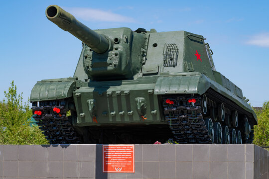 PUKHOVO, RUSSIA - MAY 04, 2025: Self-propelled artillery unit ISU-152 "Zveroboy". Monument to Soviet tank crews.  Voronezh region