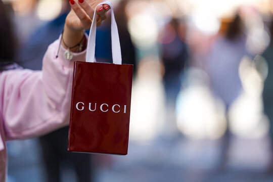 Gucci logo. Photo taken in Rome, Italy, on August 17, 2025.