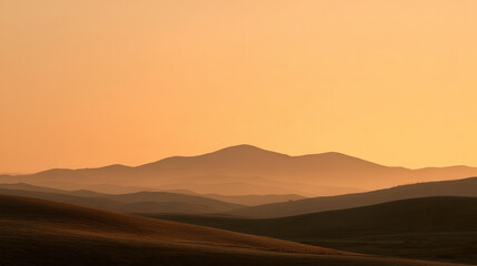 Fototapeta premium minimalist view of italian ridge line during golden hour light featuring dramatic contrasts