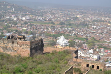 Obraz premium Historic Grandeur of Gwalior – A Complete Heritage View 