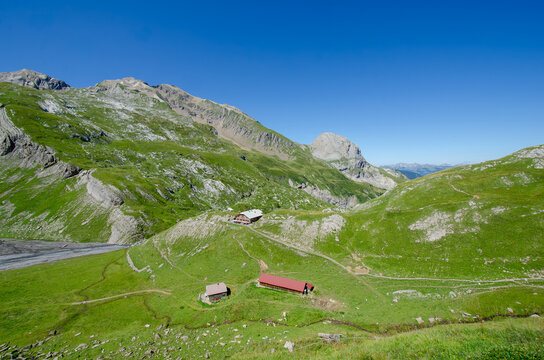 Geltenh&uuml;tte SAC Lauenen