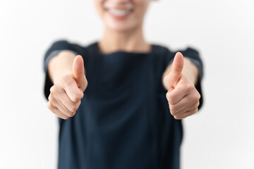 エステサロン制服を着た若い女性　ビューティイメージ