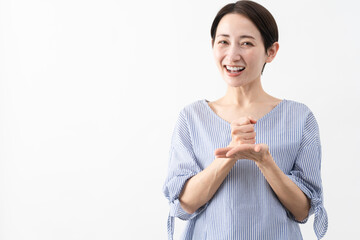 私服姿の女性　ライフスタイルイメージ