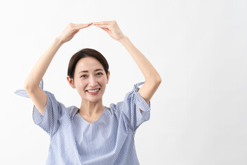 私服姿の女性　ライフスタイルイメージ