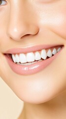 Obraz premium Close-up smiling woman's teeth (1)