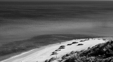 Spiaggia in bianco e nero