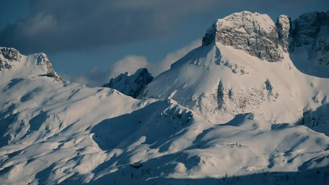 The Montasio plateau and the Canin chain. Between winter and spring