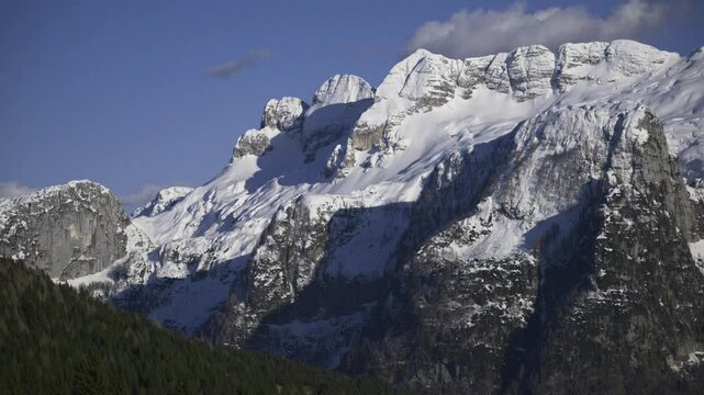 The Montasio plateau and the Canin chain. Between winter and spring