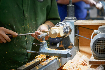 wood turning lathe, timber woodworking, carpentry building, decorative hobby