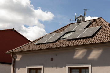 This property has roofmounted solar panels for energy generation, highlighting innovative renewable solutions focused on efficiency and sustainability in urban environments
