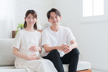 妊婦の妻と夫