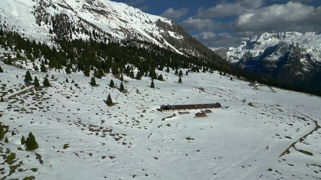 The Montasio plateau and the Canin chain. Between winter and spring