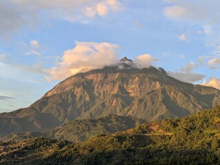 mount kinabalu