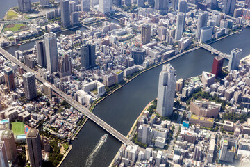 東京都の佃大橋上空から月島方向を空撮