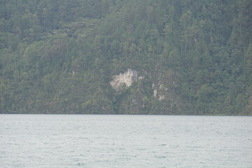 Trees, vegetation, Border, guatemala, lake, mountains, foggy day, Trees, green, blue, water  at chiapas, mexico