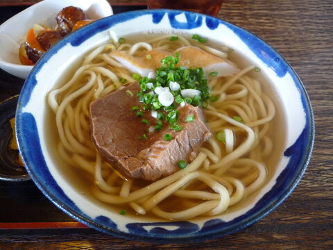 宮古そば　ソーキそば　Okinawa soki soba