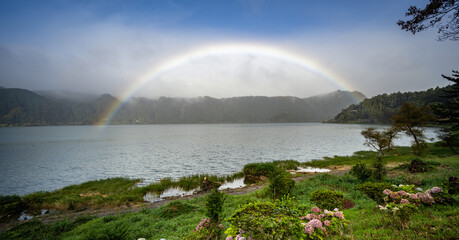rainbow over mountians