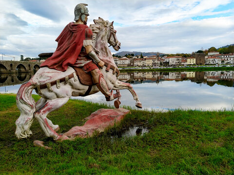 sculpture decius junis brutus in ponte de lima, portugal