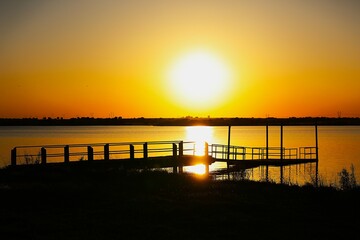 Obraz premium Sunset At Lake Perry Just Outside Perry Oklahoma