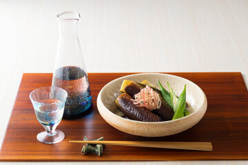 【茄子の煮浸し】暑い夏。よく冷やした茄子の煮浸しと冷酒。