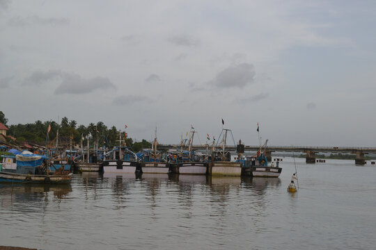 Honnavar &ndash; The Tranquil Coastal Town of Rivers, Beaches, and Green Escapes
