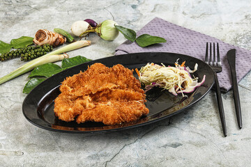 Tonkatsu fried cutlet with cabbage