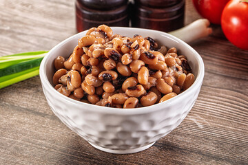 Canned Black eye bean in the bowl