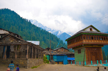 Himalayan Treks – Exploring Sar Pass, Snow Trails of Himachal & Uttarakhand Heights
